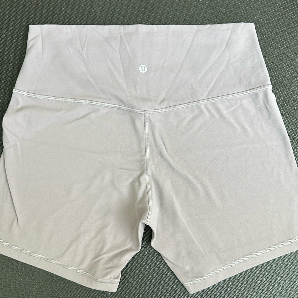 Lululemon Align Biker Shorts Light Purple size 12